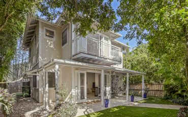 4/5 Lipton Street, Sunrise Beach