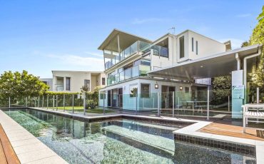 65 Orient Drive, Sunrise Beach